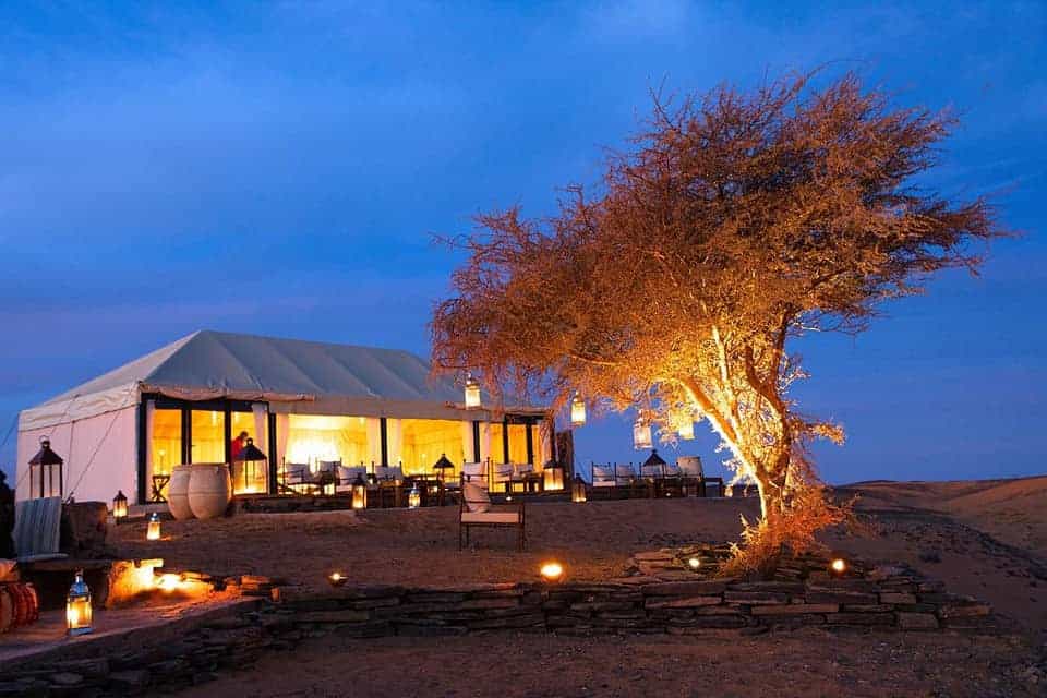 agafay desert overnight and hot air balloon experience